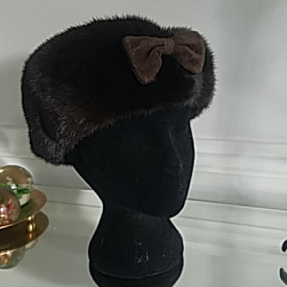 Vintage Real Mink Fur & Suede Hat With Cute Bow - Picture 3 of 10